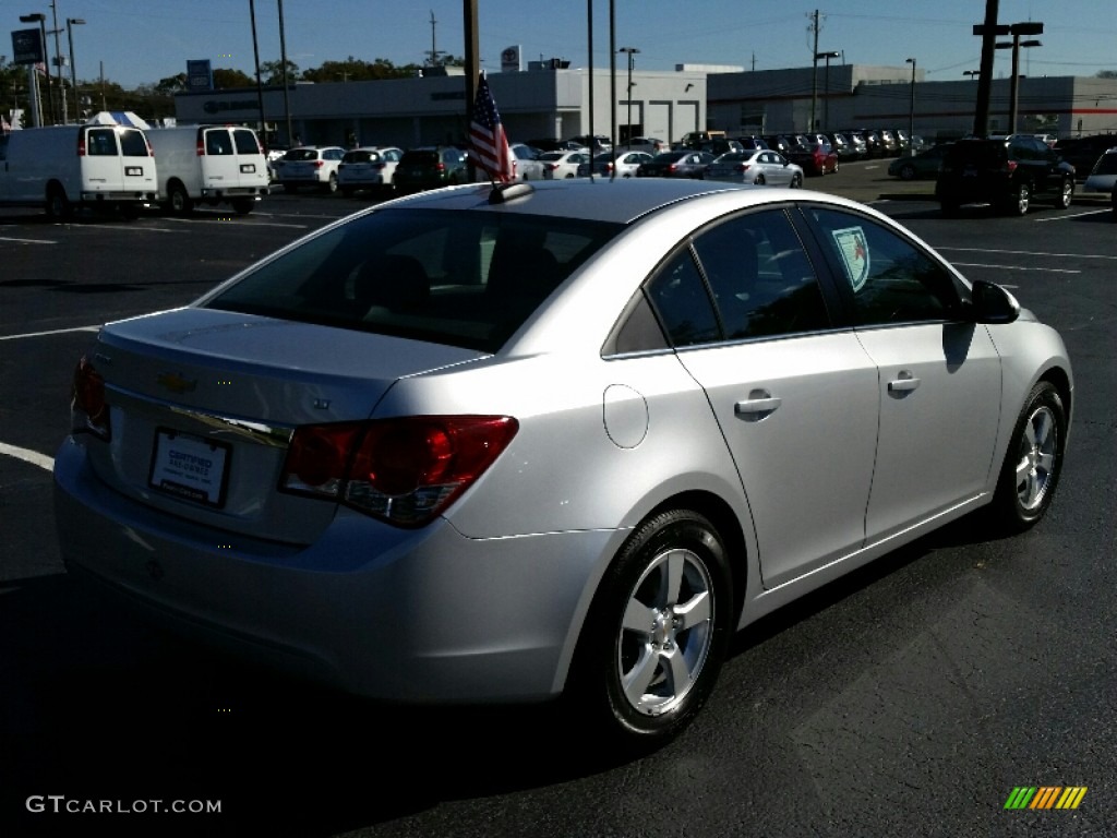2015 Cruze LT - Silver Ice Metallic / Jet Black/Medium Titanium photo #6