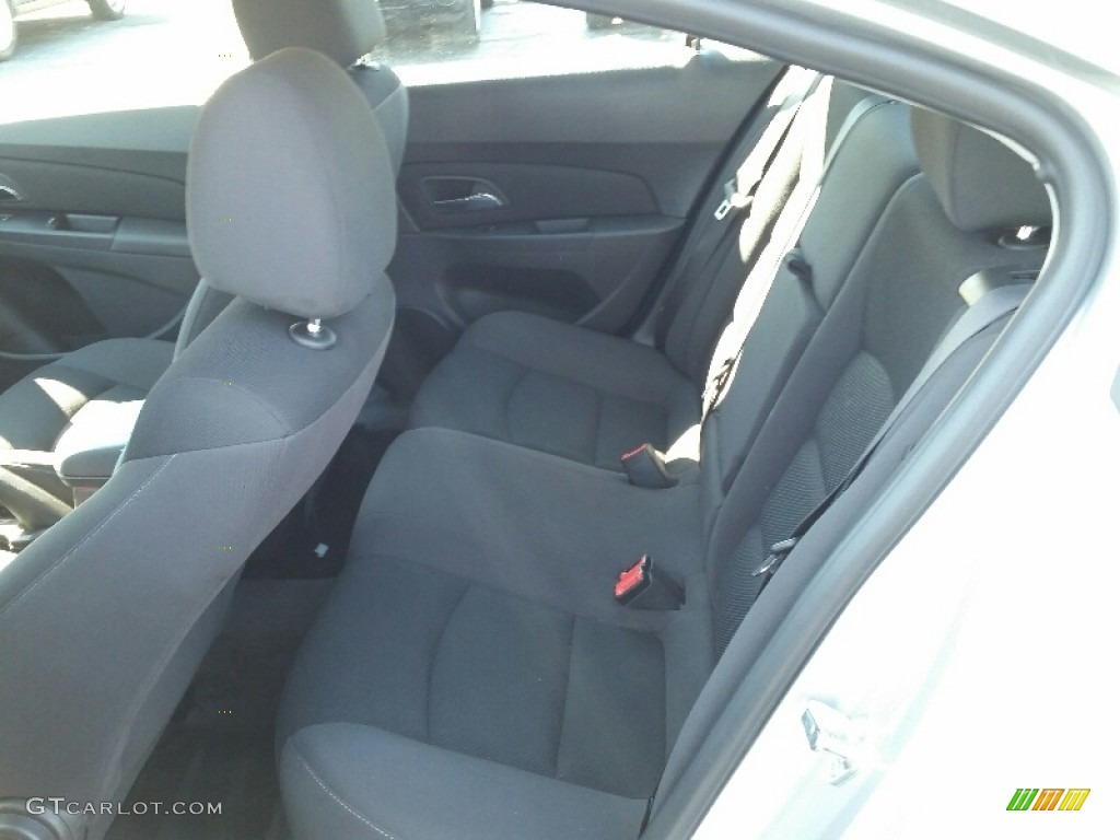 2015 Cruze LT - Silver Ice Metallic / Jet Black/Medium Titanium photo #11