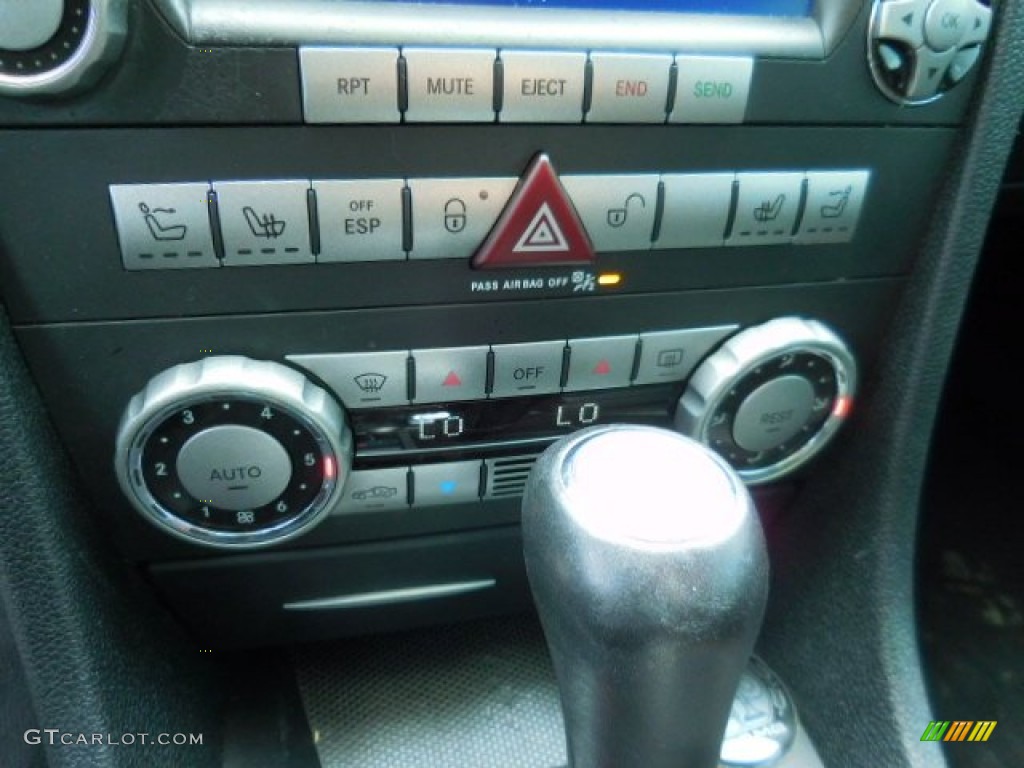 2008 Mercedes-Benz SLK 55 AMG Roadster Controls Photo #107965739
