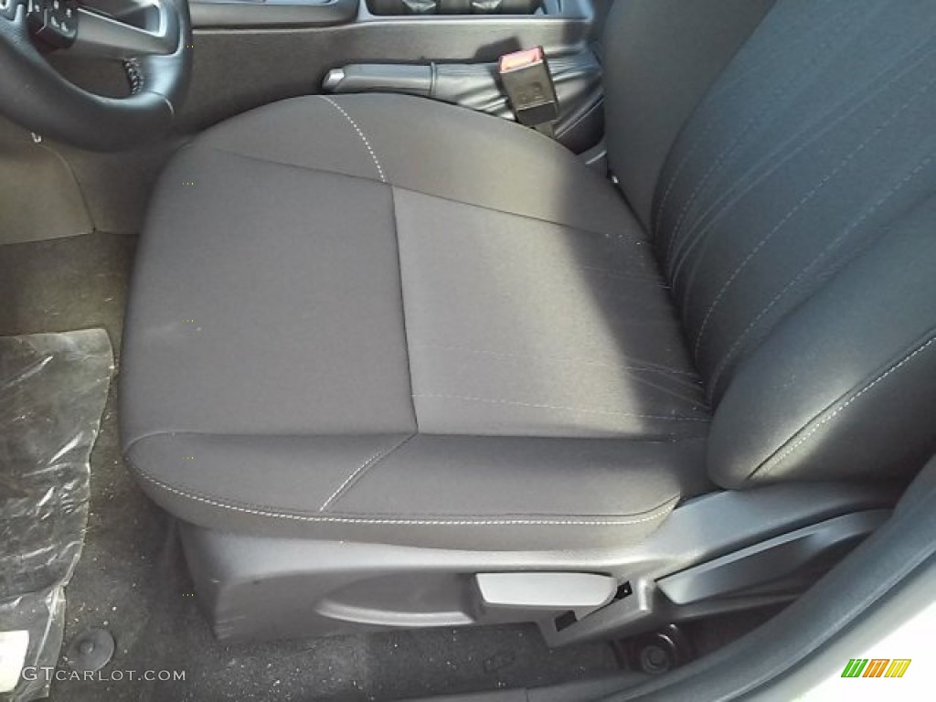 2015 Focus SE Hatchback - Oxford White / Charcoal Black photo #21
