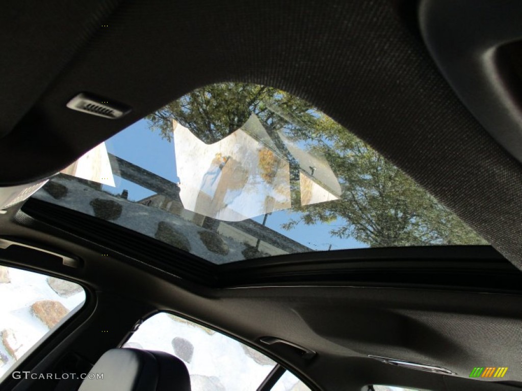 2016 BMW 5 Series 550i xDrive Sedan Sunroof Photos