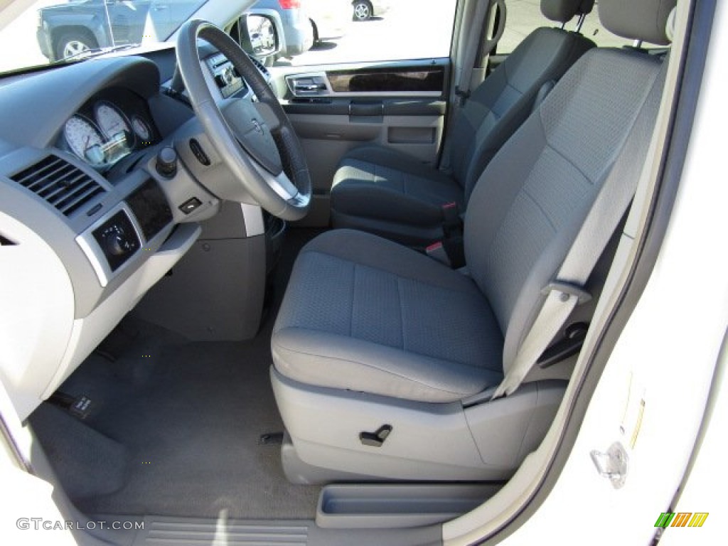 2010 Grand Caravan SXT - Stone White / Medium Slate Gray/Light Shale photo #8