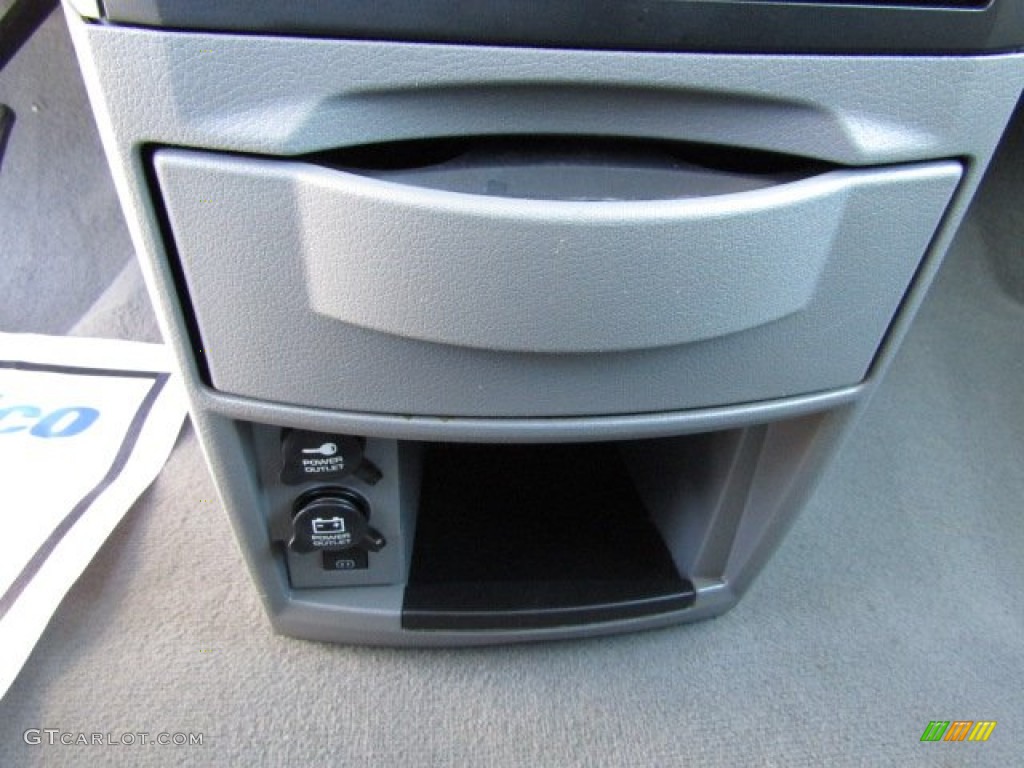 2010 Grand Caravan SXT - Stone White / Medium Slate Gray/Light Shale photo #13