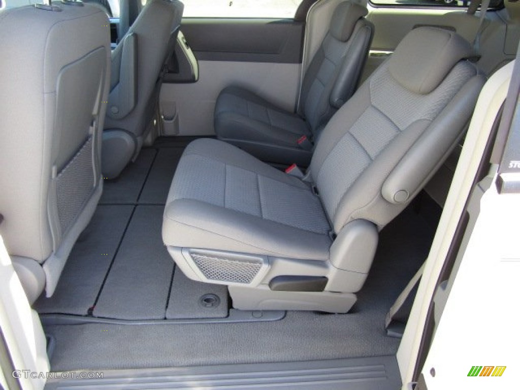 2010 Grand Caravan SXT - Stone White / Medium Slate Gray/Light Shale photo #19