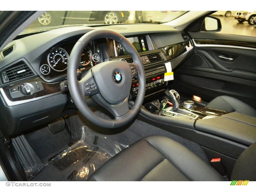 Black Interior 2016 BMW 5 Series 528i Sedan Photo #107985770