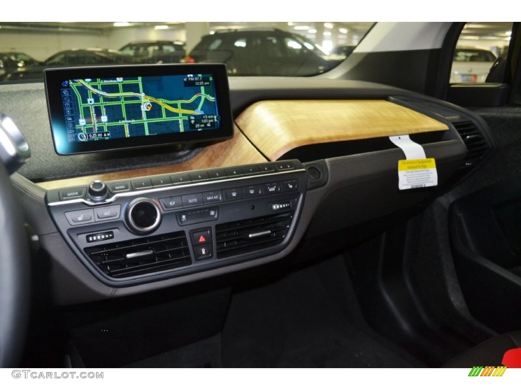 2015 BMW i3 Standard i3 Model Dashboard Photos