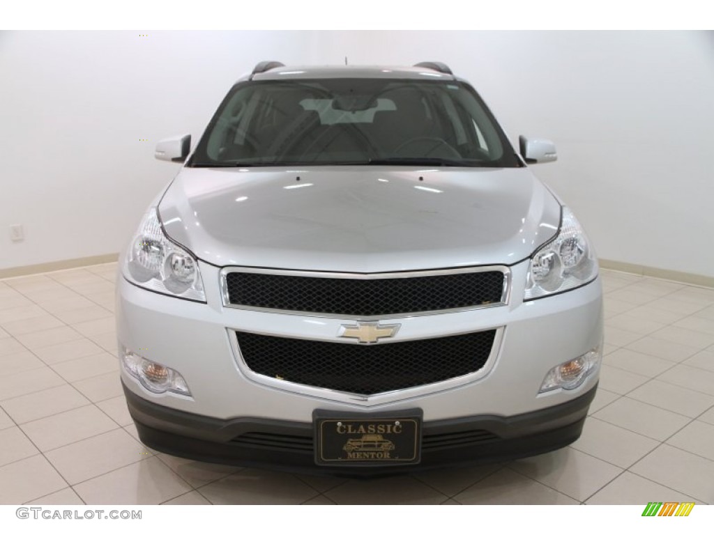 2010 Traverse LT AWD - Silver Ice Metallic / Ebony photo #2