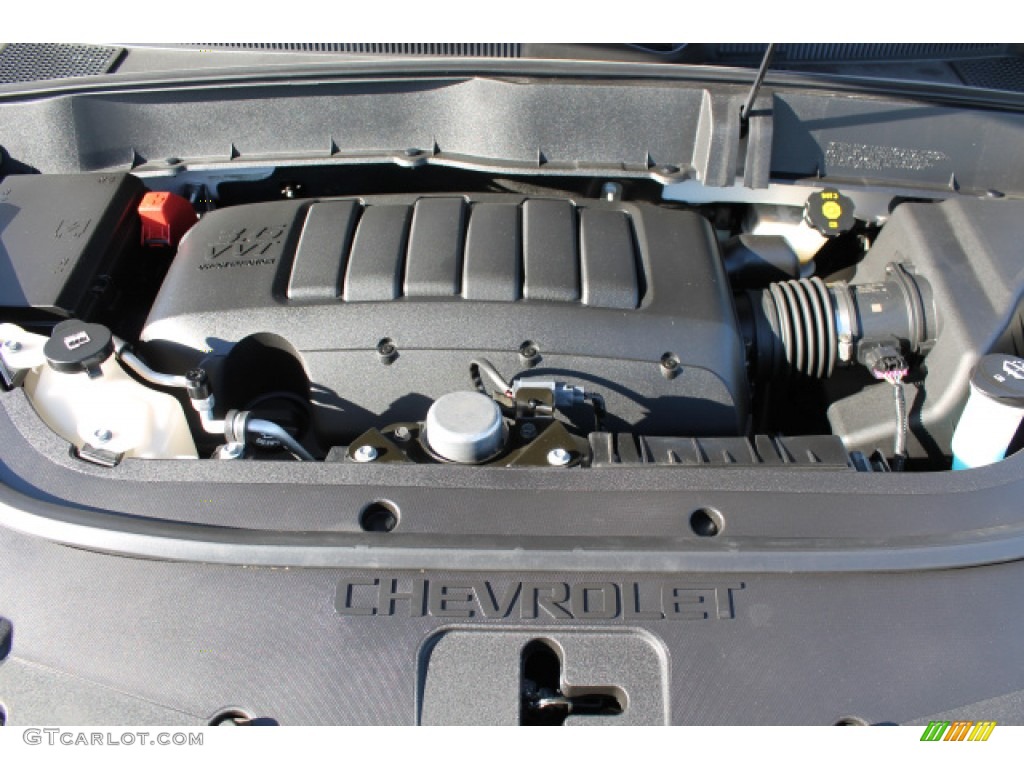 2011 Traverse LT - White / Dark Gray/Light Gray photo #7