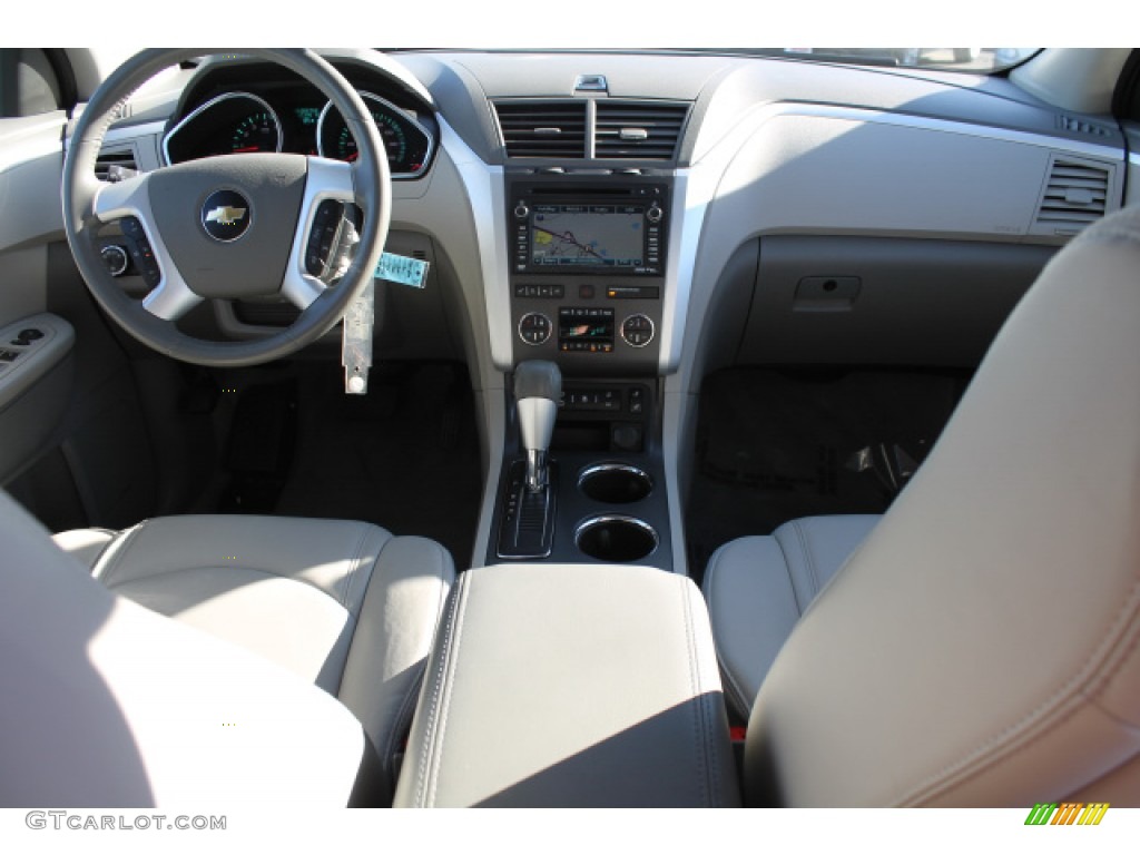 2011 Traverse LT - White / Dark Gray/Light Gray photo #10