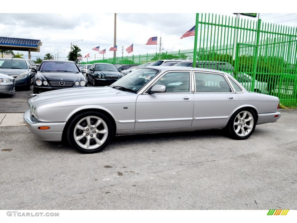 Platinum 2003 Jaguar XJ XJR Exterior Photo #107996351
