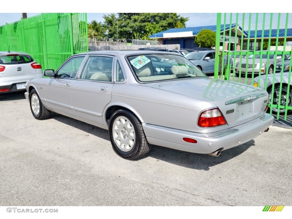 2001 XJ XJ8 - Platinum Silver Metallic / Ivory photo #8