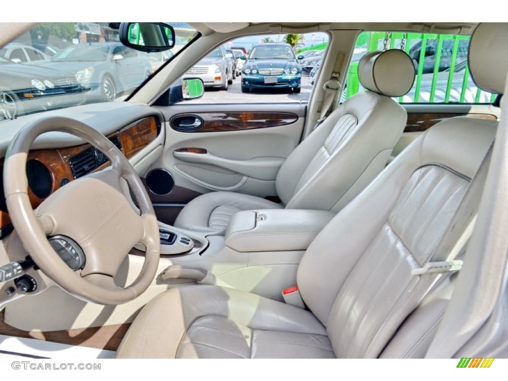 2001 XJ XJ8 - Platinum Silver Metallic / Ivory photo #15