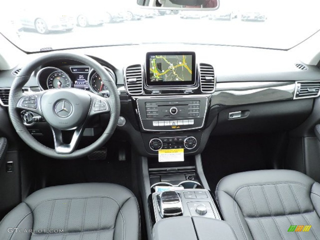 Black Interior 2016 Mercedes-Benz GLE 350 4Matic Photo #107998982