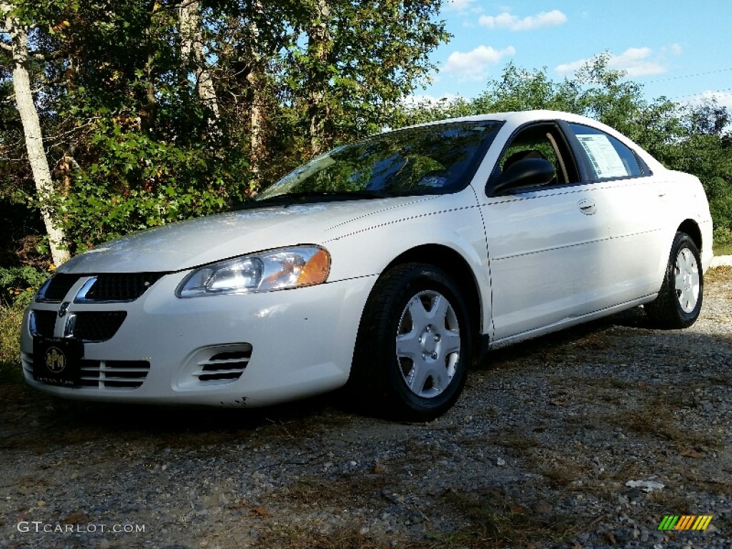 2005 Stratus SXT Sedan - Stone White / Dark Slate Gray photo #1