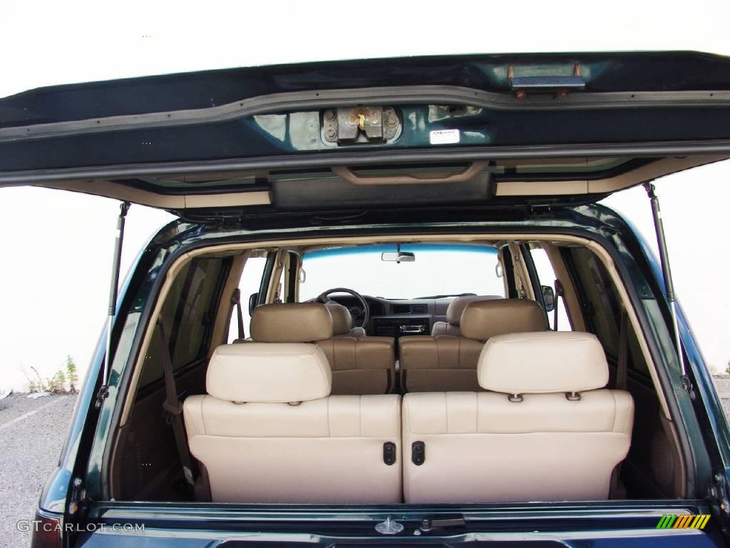 1996 Land Cruiser  - Dark Emerald Pearl Metallic / Beige photo #12