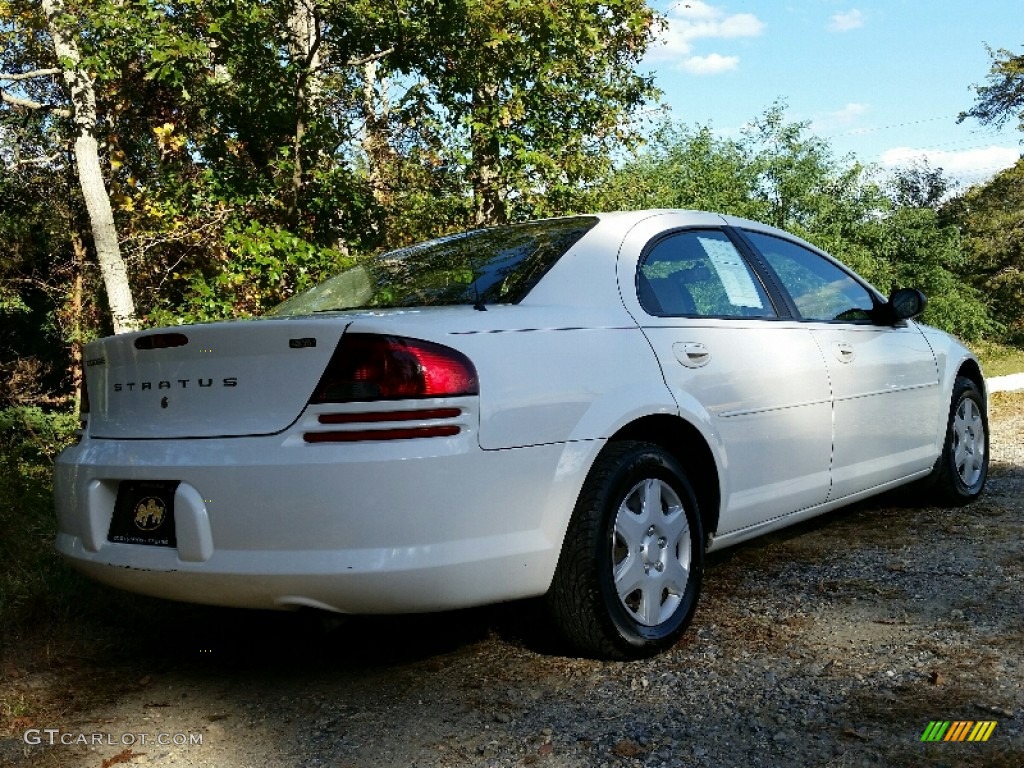 2005 Stratus SXT Sedan - Stone White / Dark Slate Gray photo #7