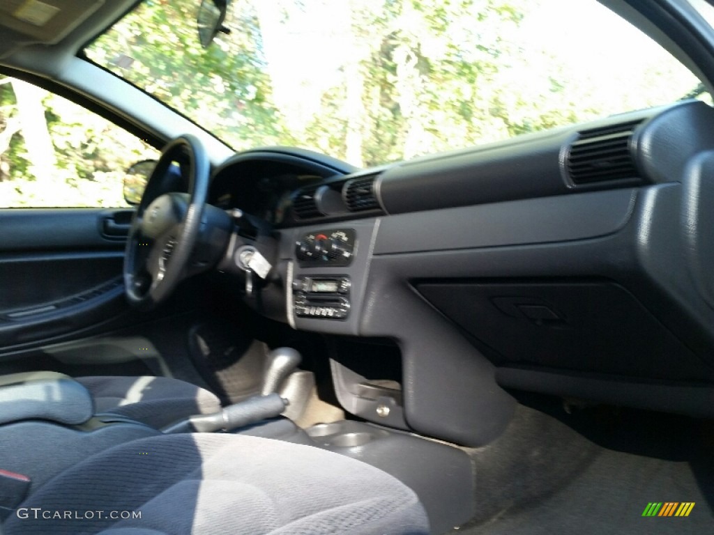 2005 Stratus SXT Sedan - Stone White / Dark Slate Gray photo #10