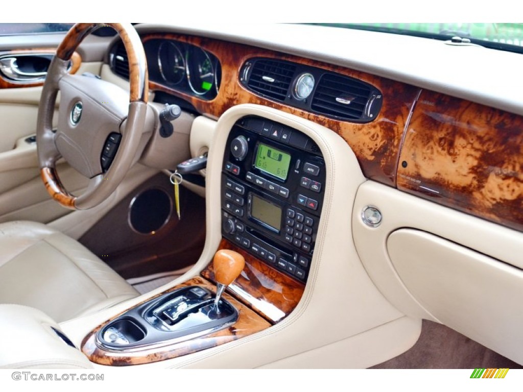 2005 XJ XJ8 L - Ebony / Champagne photo #38