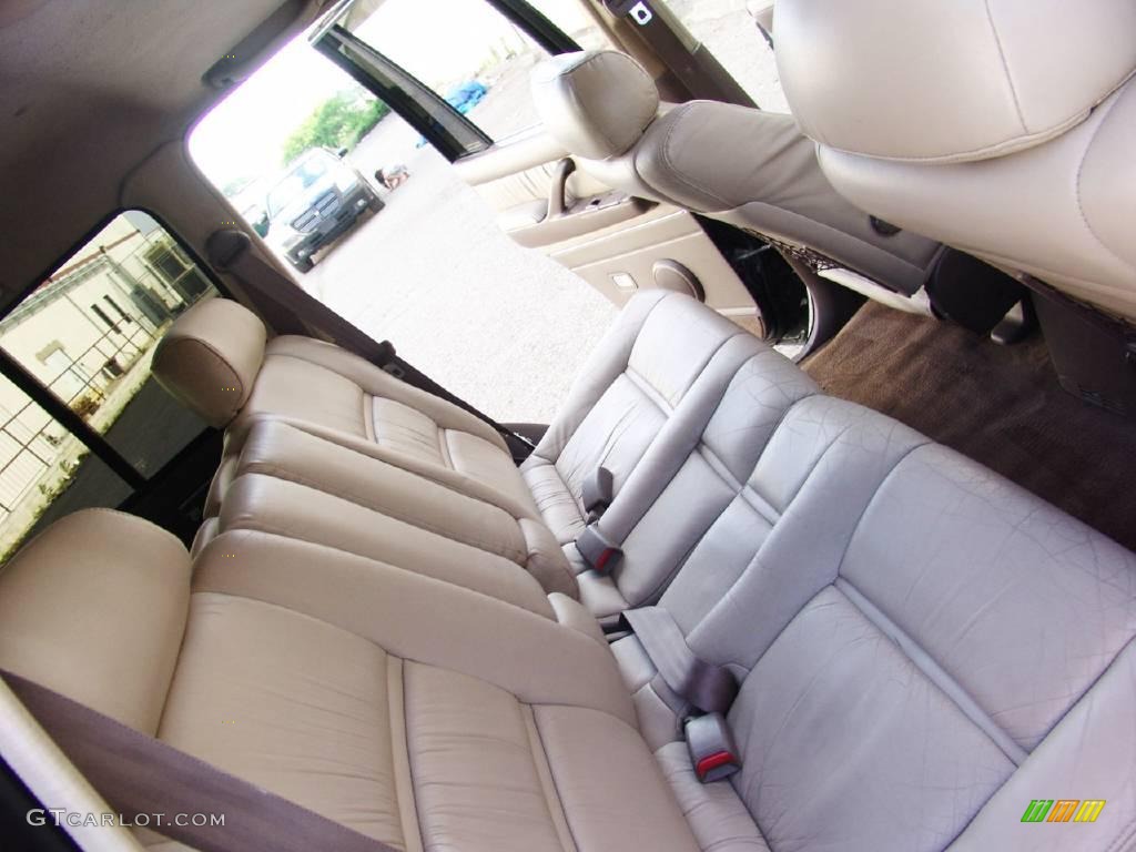 1996 Land Cruiser  - Dark Emerald Pearl Metallic / Beige photo #21