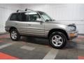 Quicksilver - RAV4 4WD Photo No. 6