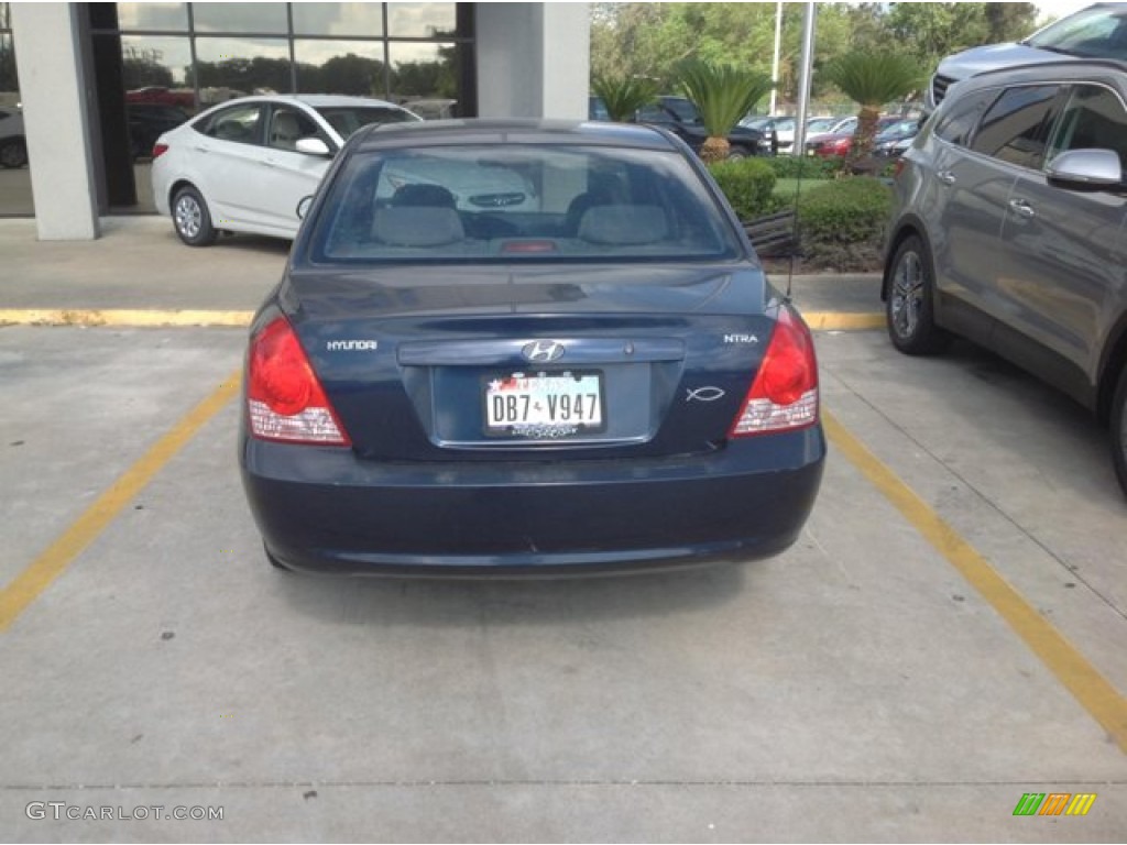 2005 Elantra GLS Sedan - Black Obsidian / Gray photo #3