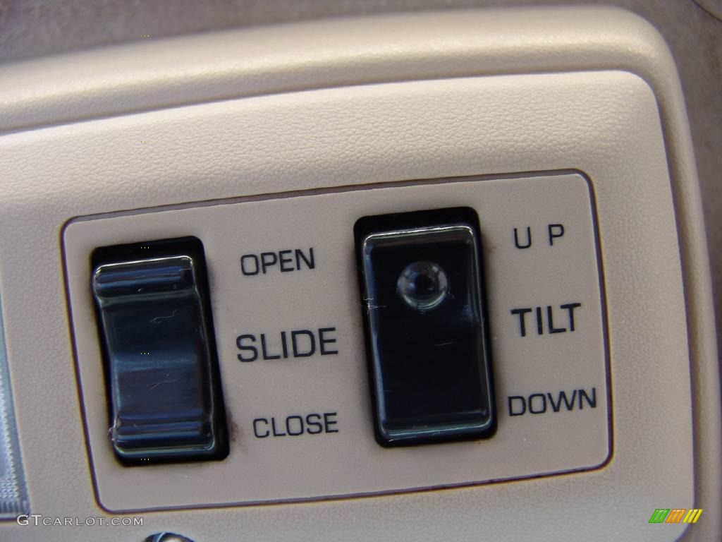 1996 Land Cruiser  - Dark Emerald Pearl Metallic / Beige photo #31