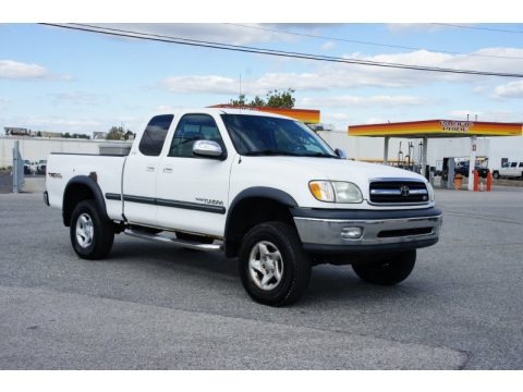 2001 Toyota Tundra SR5 Extended Cab 4x4 Data, Info and Specs