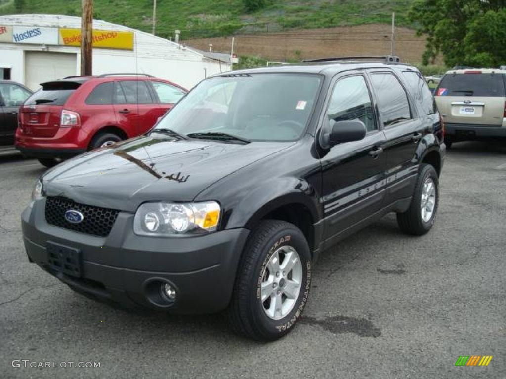 2006 Escape XLT V6 4WD - Black / Medium/Dark Flint photo #7