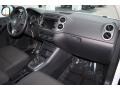 Pure White - Tiguan S Photo No. 18