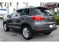 Pepper Gray Metallic - Tiguan SE Photo No. 7