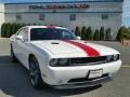 Bright White 2013 Dodge Challenger SXT