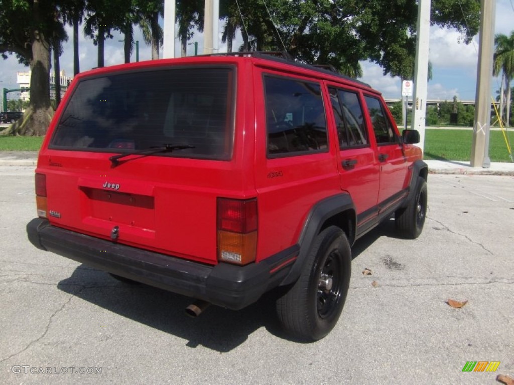 1996 Cherokee Sport 4WD - Flame Red / Gray photo #5