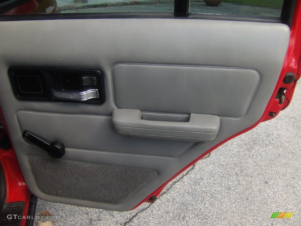 1996 Cherokee Sport 4WD - Flame Red / Gray photo #15