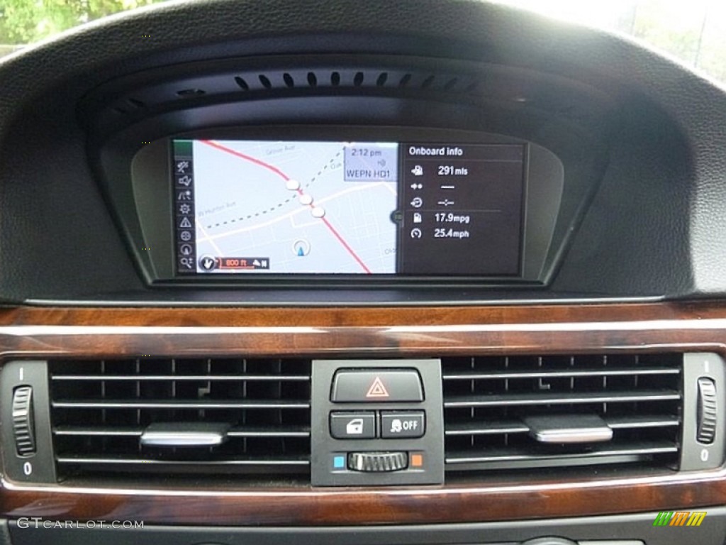 2011 BMW 3 Series 328i xDrive Sedan Navigation Photo #108016391