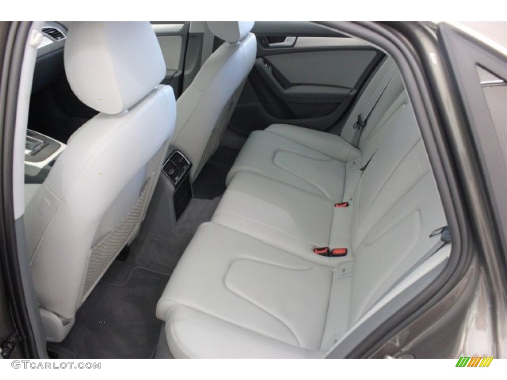 2015 A4 2.0T Premium Plus quattro - Dakota Gray Metallic / Titanium Gray/Black photo #31