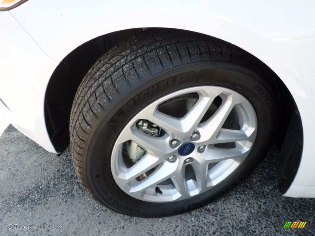 2016 Fusion SE - Oxford White / Dune photo #13
