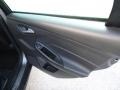 Sterling Gray - Focus SE Hatchback Photo No. 14