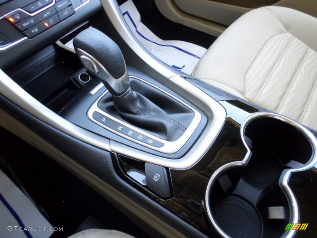 2016 Fusion SE - Oxford White / Dune photo #24