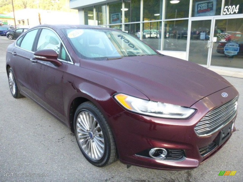 2013 Fusion Titanium AWD - Bordeaux Reserve Red Metallic / Charcoal Black photo #2