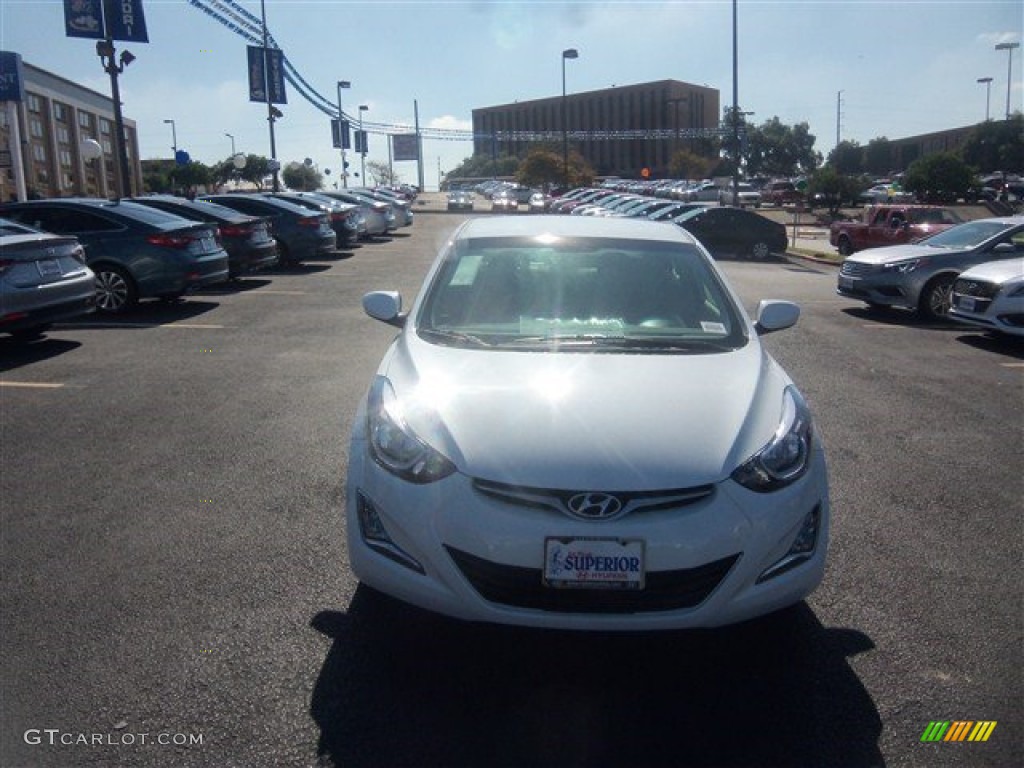 2016 Elantra SE - White / Gray photo #4