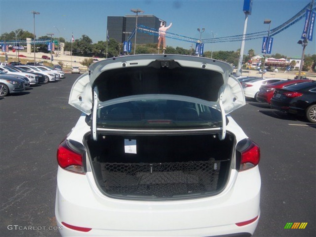 2016 Elantra SE - White / Gray photo #16
