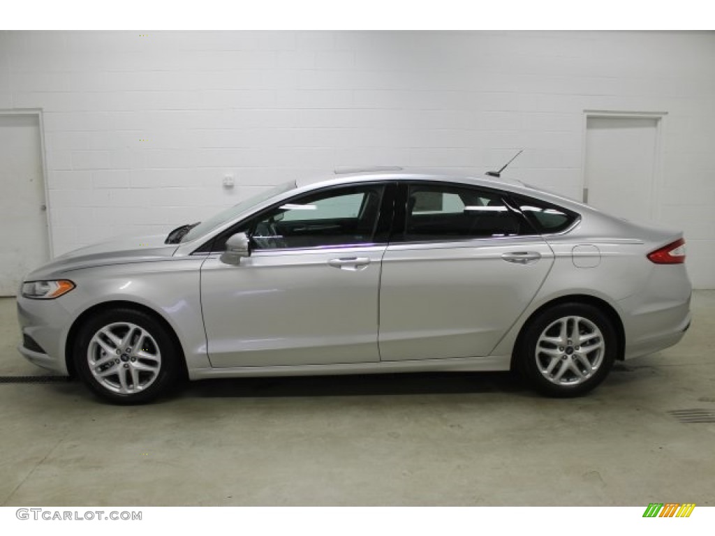 2016 Fusion SE - Ingot Silver Metallic / Charcoal Black photo #1