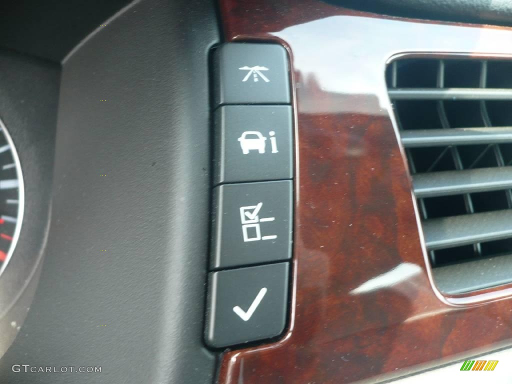 2009 Impala LT - Silver Ice Metallic / Gray photo #23