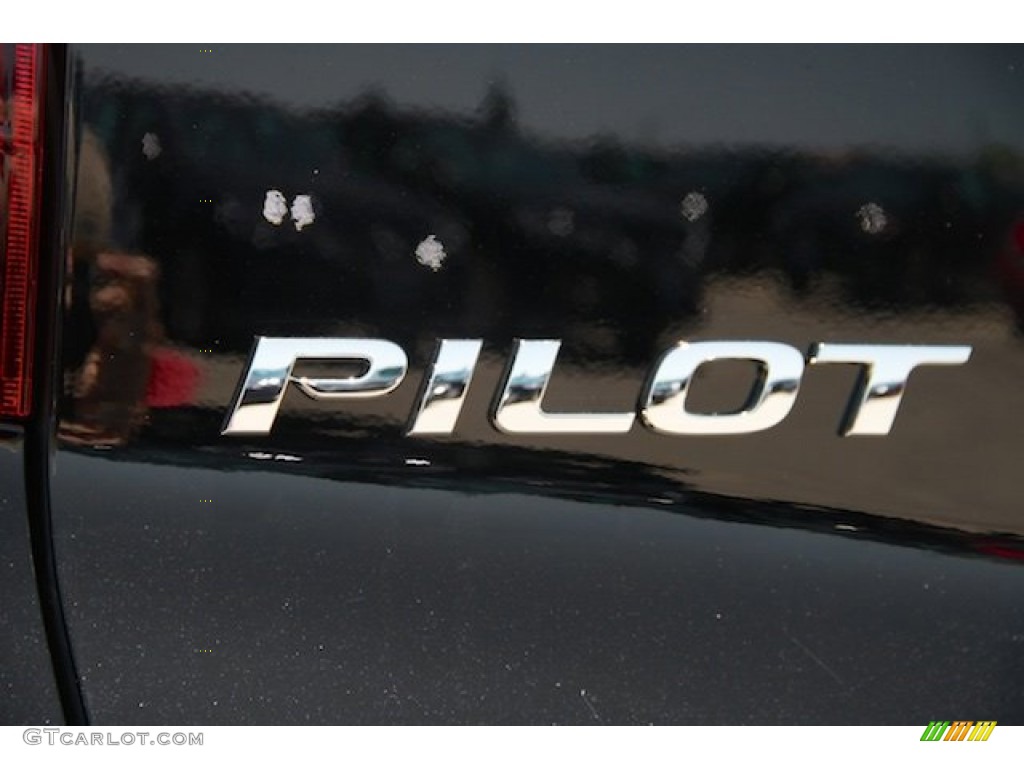 2016 Pilot EX - Crystal Black Pearl / Gray photo #3