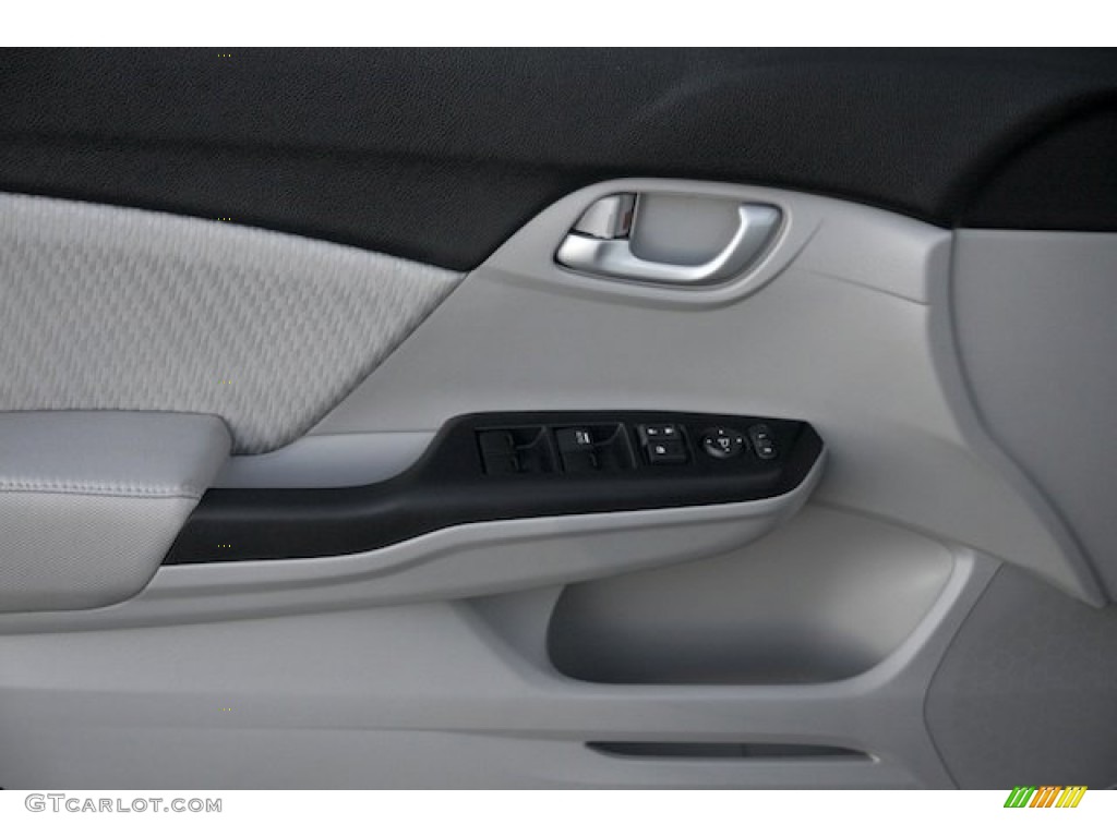 2015 Civic LX Sedan - Alabaster Silver Metallic / Gray photo #8