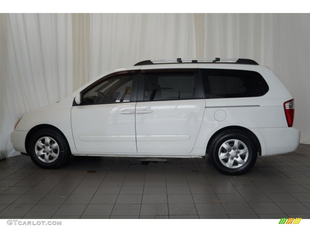 2007 Sedona LX - White / Gray photo #5
