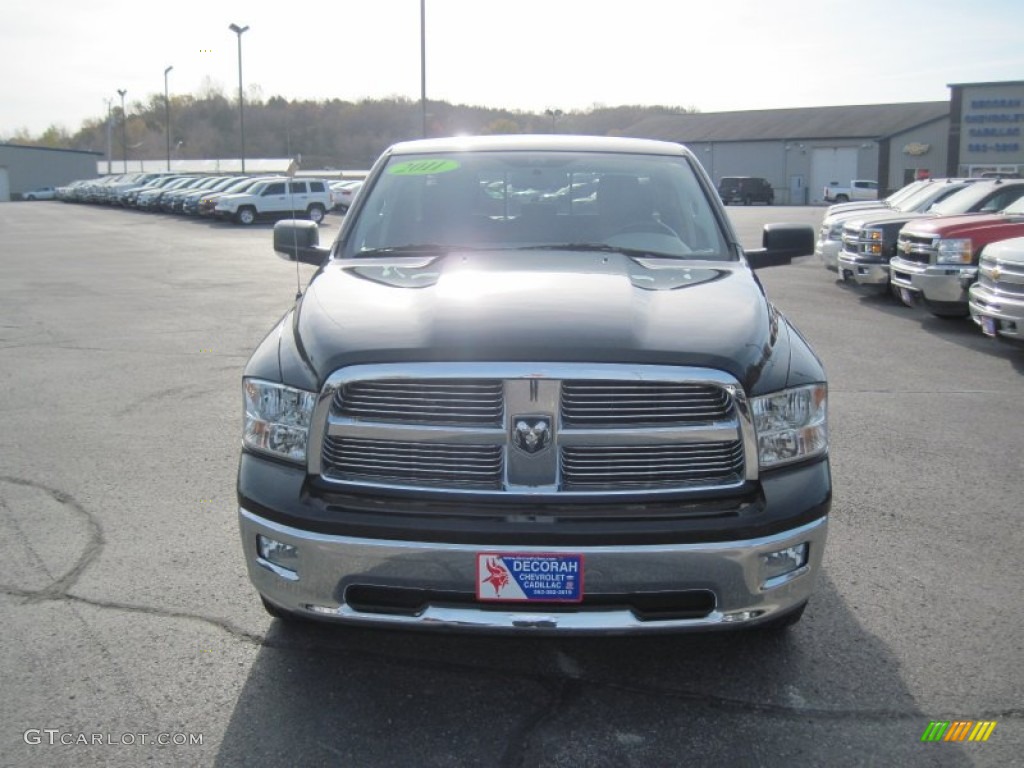 2011 Ram 1500 Big Horn Quad Cab 4x4 - Brilliant Black Crystal Pearl / Dark Slate Gray/Medium Graystone photo #4