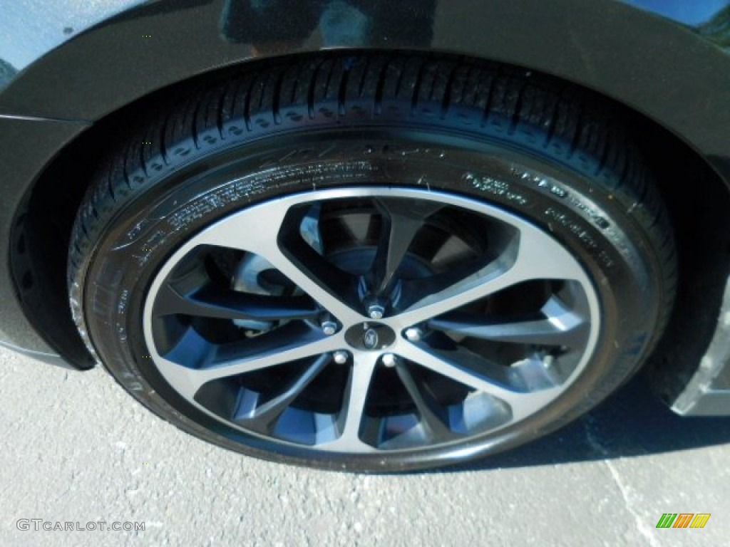 2015 Taurus Limited - Tuxedo Black Metallic / Charcoal Black photo #14