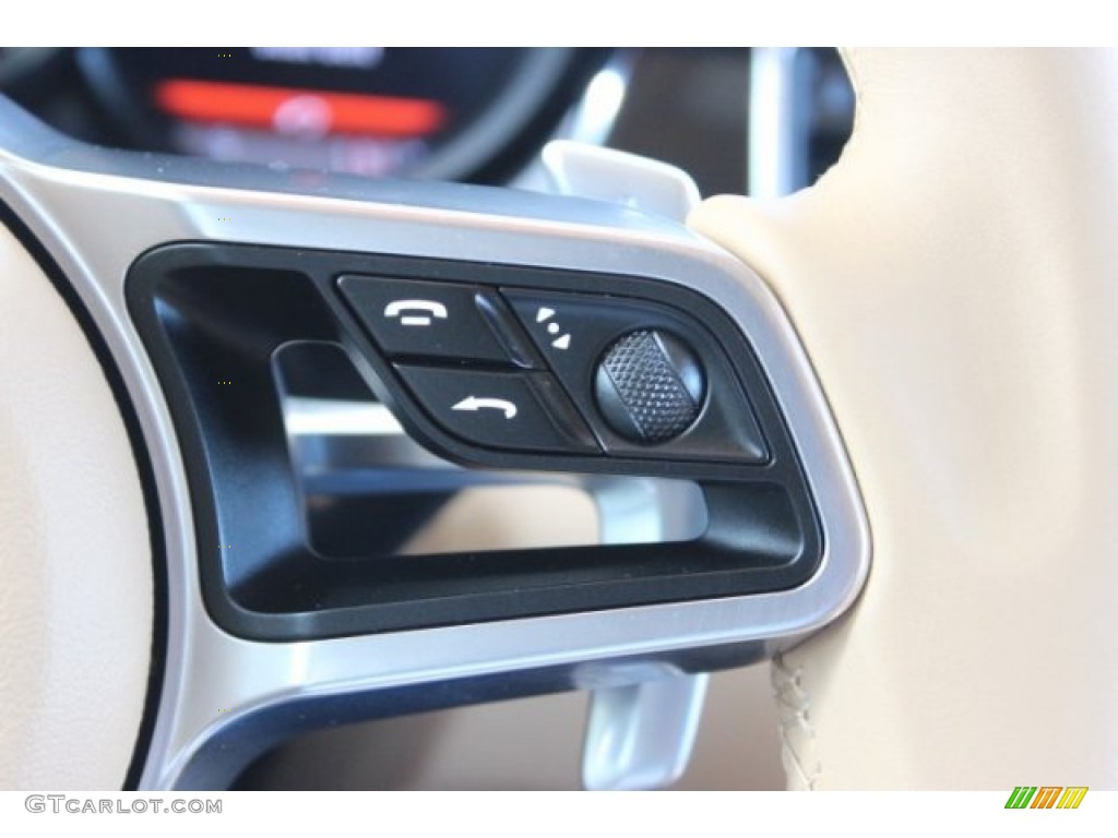 2015 Porsche Macan S Controls Photo #108058652