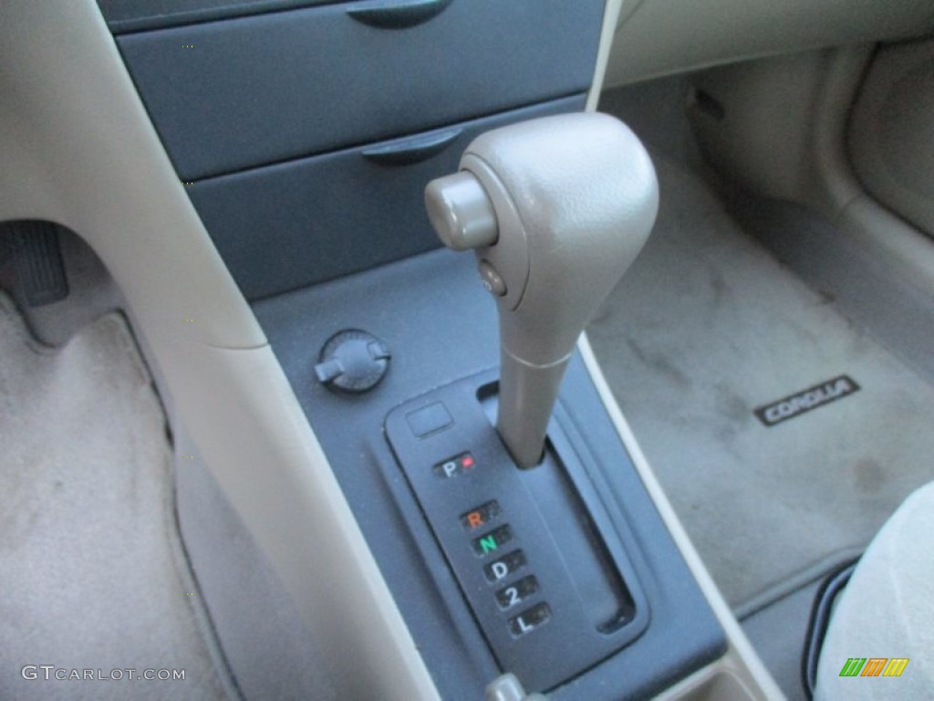 2005 Toyota Corolla CE Transmission Photos